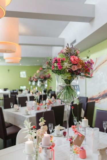 Thema: Hochzeit unterhalb vom Wallbala, Fränk. Schweiz