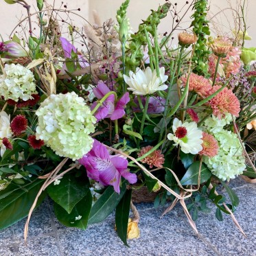 Urnenkranz wießig bunt